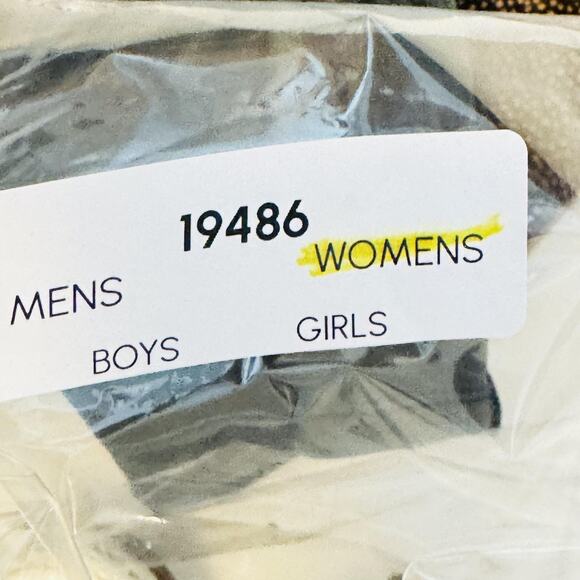 GH Bass & Co Shoes Womens 7.5 White Leather Weejuns Tassel Loafer Flats Pastel - Picture 11 of 11